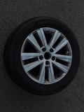Daumennagel 29 - Volkswagen Touran Style TDI/AUTOMATIK/7-SITZER/PANO/1.HAND/