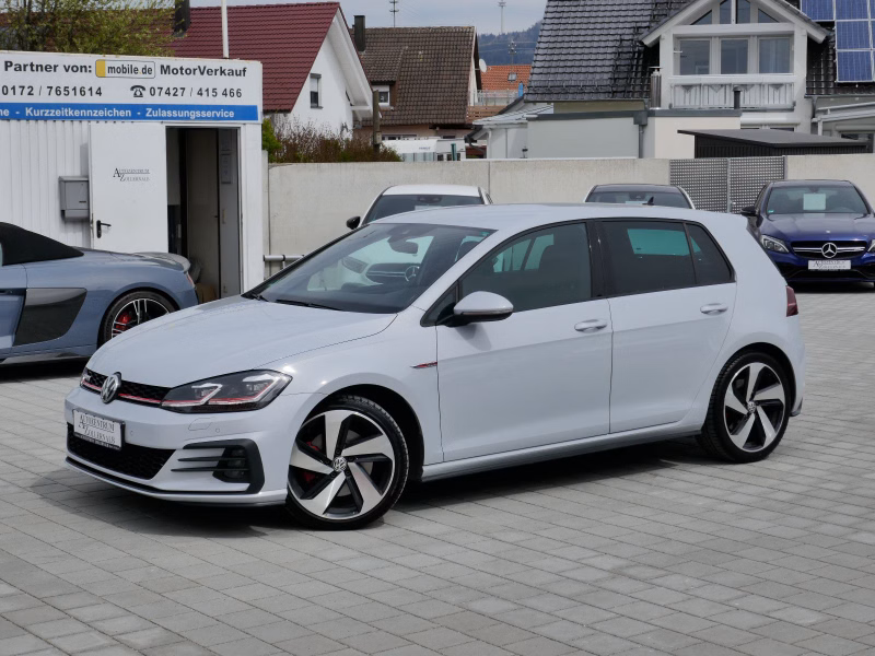 Volkswagen Golf VII GTI DSG *VIRTUAL*ACC*KESSY*ACTIVE LIGHT