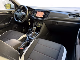 Volkswagen T-Roc Sport Automatik ACC SHZ - foto 9