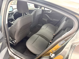 Ford Focus Titanium/LED/Pano Schiebedach - bilder 10