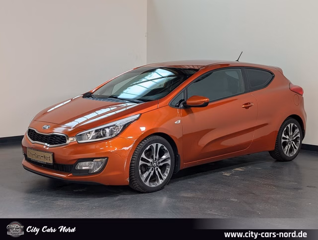 Kia ProCeed Edition 7 NAVI+BLUETOOTH+PDC Авто с пробегом купить | Первая регистрация 11/2013 | Цена 8.499 €