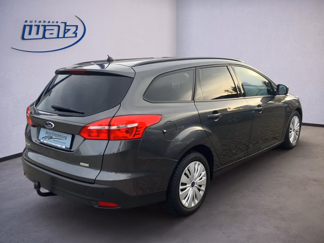 Ford Focus Turnier 1.0i AHK, Business wenig km - bilder 2