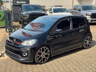 Volkswagen up! 1.0 TSI GTI - foto 9