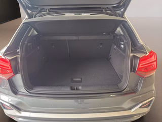 Audi Q2 S-Line Sport 35 Autom., Matrix Pano Kamera ACC - foto 4
