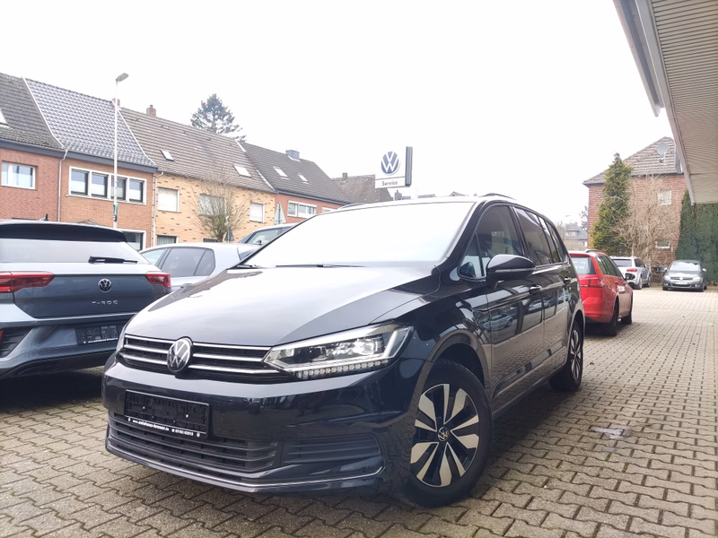 Volkswagen Touran "Move" AHK,GJR,APP,KAM,ACC,Matrix,7-Sitze