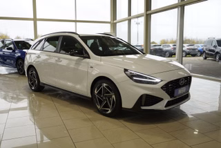 Hyundai i30 Kombi N-Line Facelift 1.5 T-GDI 7DCT Voll-LED/Navi/Winterp.  **