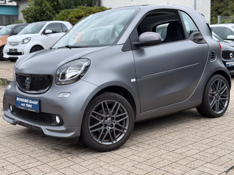 Smart ForTwo BRABUS*JBL*PANORAMA*KAMERA*NAVI*AMBIENTE*