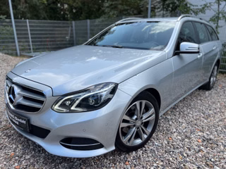 Mercedes-Benz E220TCDI*NAVI*KLIMA*AHK*AVANTGARDE*