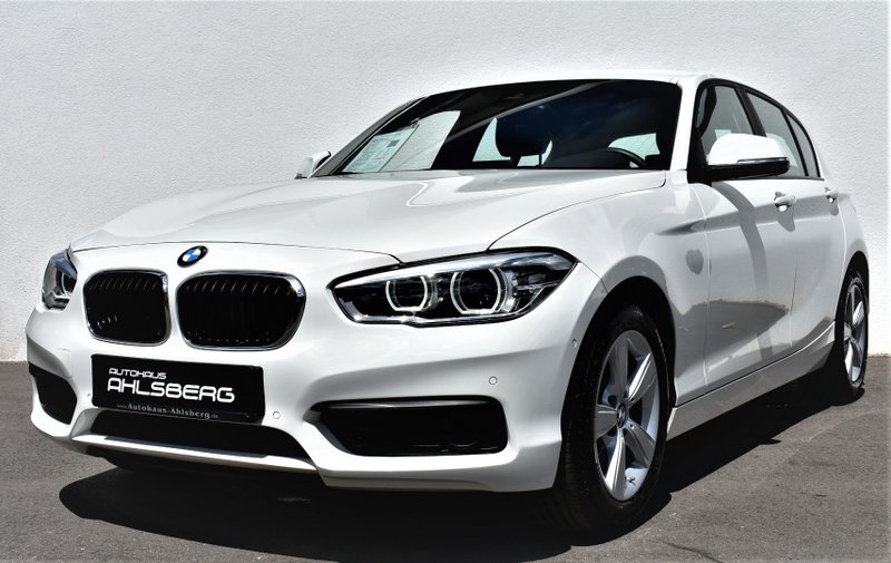 BMW 118i Aut. /NAVI/LEDER/LED/KEYLESS/SHZ/PDC
