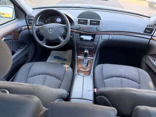 Mercedes-Benz E 220 CDI TÜV NEU/Automatik/Schiebedach/Klimaauto/ - foto 10