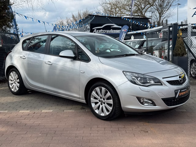 Opel Astra J Limousine 1.6*Edition*Bi-Xenon*Klima*EU5 - bilder 1
