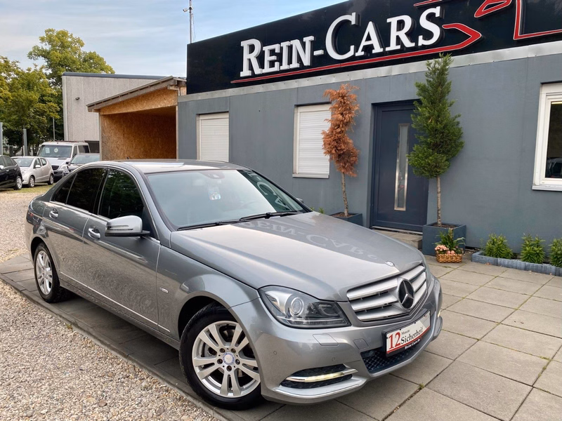 Mercedes-Benz C 180 Avantgarde Lim./I.HAND/AHK/XENON/NAVI/SHZ