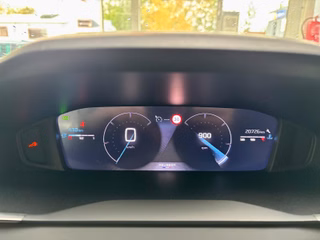 Peugeot 208 Allure  LED CarPlay SHZ PDC Tempomat - bilder 12