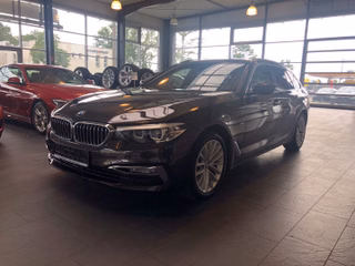 BMW 530dTour.xDr.Luxury Line Head-Up RFK NAVIPROF Massage Leder PANORAMA