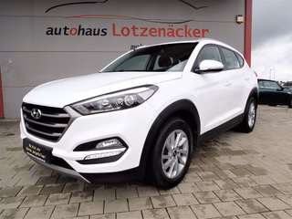 Hyundai TUCSON 2.HAND|AHK|KLIMA|PDC|SHZ|TEMP Used vehicle for sale | First registration 09/2016 | Price 12.990 €