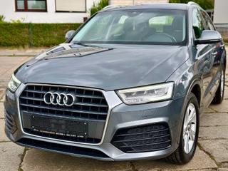 Audi Q3 1.4 16V TFSI ACT Sport * 1.-Hand * Automatik