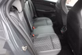 Daumennagel 14 - Volkswagen Golf VIII 2.0 TSI OPF DSG R-Line LED V+H=NAVI=ACC=DCC=
