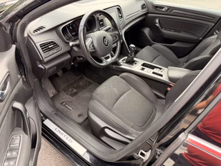 Renault Megane IV Grandtour Limited/SHZ/NAV/KAM/140 Ps - foto 10