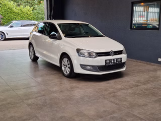 Volkswagen Polo V Style 1,6TDI*PDC*NAVI*KLIMAAUTO*AHK* - bilder 1
