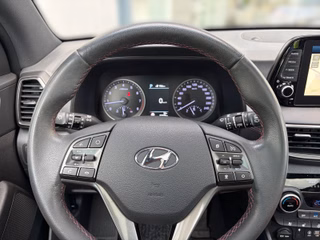 Hyundai TUCSON Premium 2WD Winterräder Pano - bilder 8