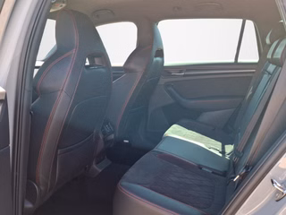 Skoda Kodiaq 2.0 TSI RS 4x4 DSG / NAVI / ACC / DCC / MATRIX / E-SITZE - foto 9