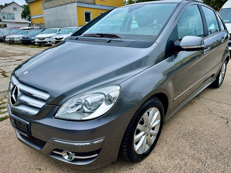 Mercedes-Benz B 180 CDI * Automatik * Leder * SZH * 16"LM *EFH