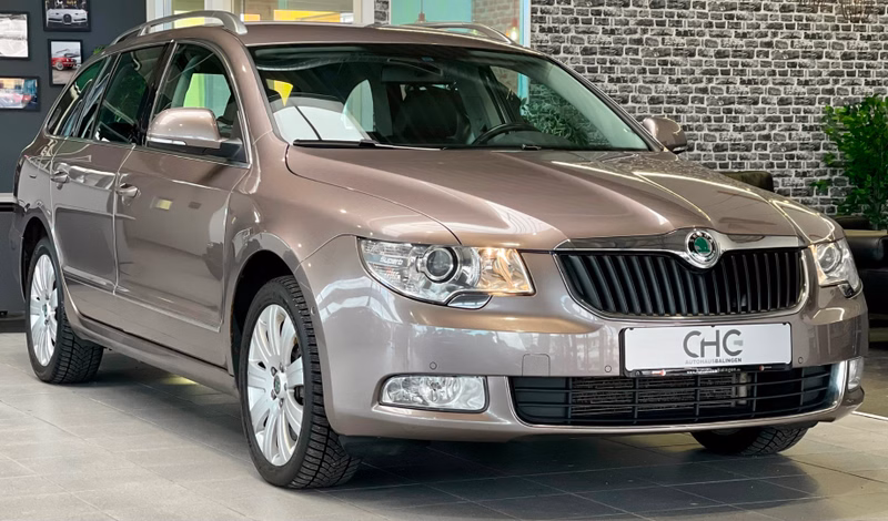 Skoda Superb Combi Elegance 4X4 1.HD|SHZ|AHK|NAVI|Bi-XENON