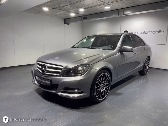 Mercedes-Benz C 200 CGI Avantgarde *CarPlay* Used vehicle for sale | First registration 06/2011