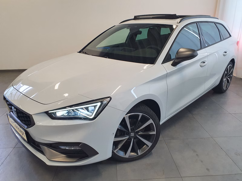 Seat Leon ST 1.5 TSI PANO T-LEDER KAMERA ACC 18" FR