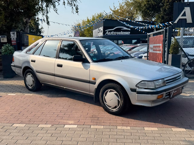 Toyota Carina 1.6 16V*MIT ORIGINAL KAT*TÜV 01/25 - bilder 1