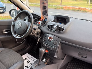 Renault Clio III Luxe 1.6*Automatik*Standheizung*TÜV NEU - foto 2