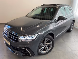 Volkswagen Tiguan 2.0 TDI DSG R-Line 4M PANO AHK MATRIX