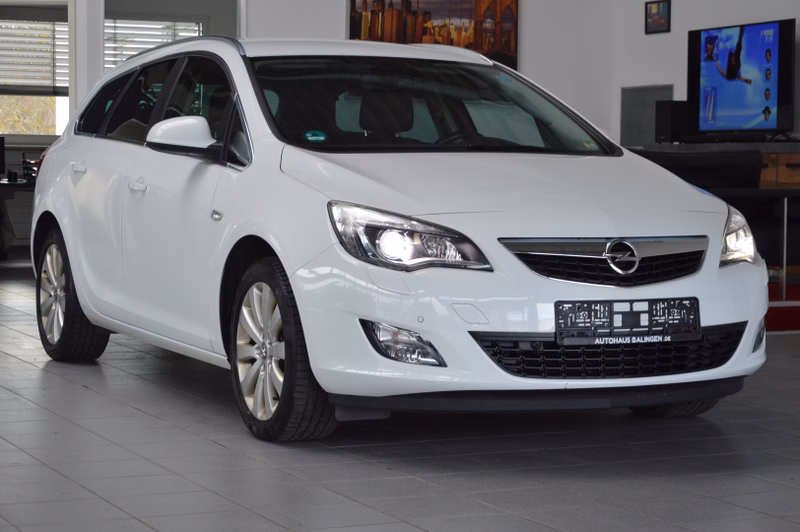 Opel Astra J Sports Tourer Innovation |Xenon|NAVI|SHZ|AHK|