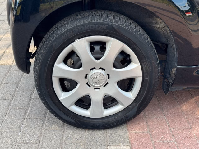 Peugeot 107 Millesim 200*Klima*Allwetter*TÜV NEU - foto 10