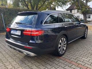 Mercedes-Benz E 220 d 4Matic All-Terrain/360°-Kamera/ - foto 7