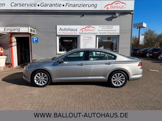 Volkswagen Passat Highline*2.HAND*NAVI*LED*LEDER*EURO6*KLIM - foto 1
