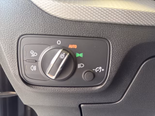 Audi Q2 S-Line Sport 35 Autom., Matrix Pano Kamera ACC - bilder 6