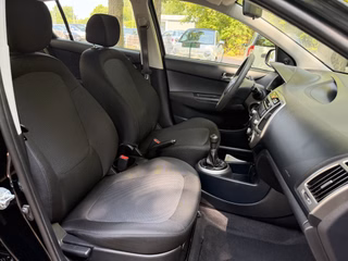 Hyundai i20 5 Star Edition  Klima Tüv Neu - foto 2