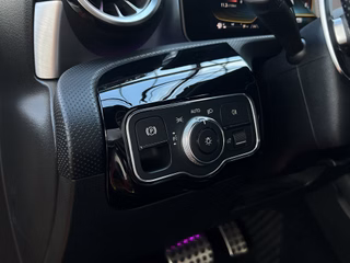 Mercedes-Benz A 35 AMG 4Matic Turbo MEMORY / SHZ / EDITION - foto 18