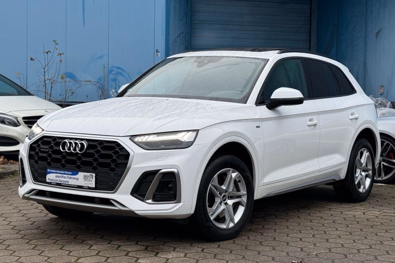 Audi Q5 50 TDI Quattro S-LINE*MATRIX*PANO*AHK*1-HAND*