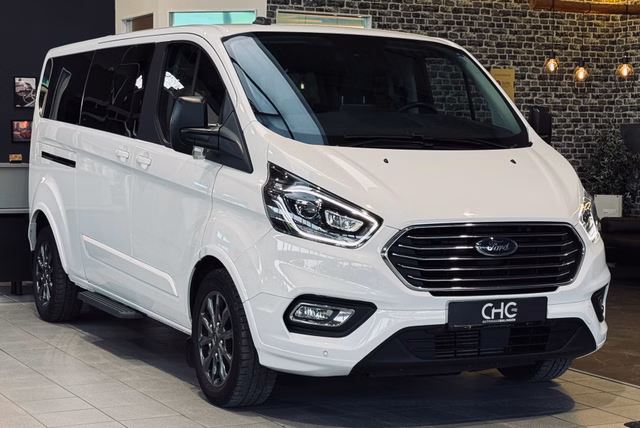 Ford Tourneo Custom 320 L2 Titanium X KAMERA 8-SITZER Gebrauchtwagen Kaufen | EZ 10/2020 | Preis 34.990 €