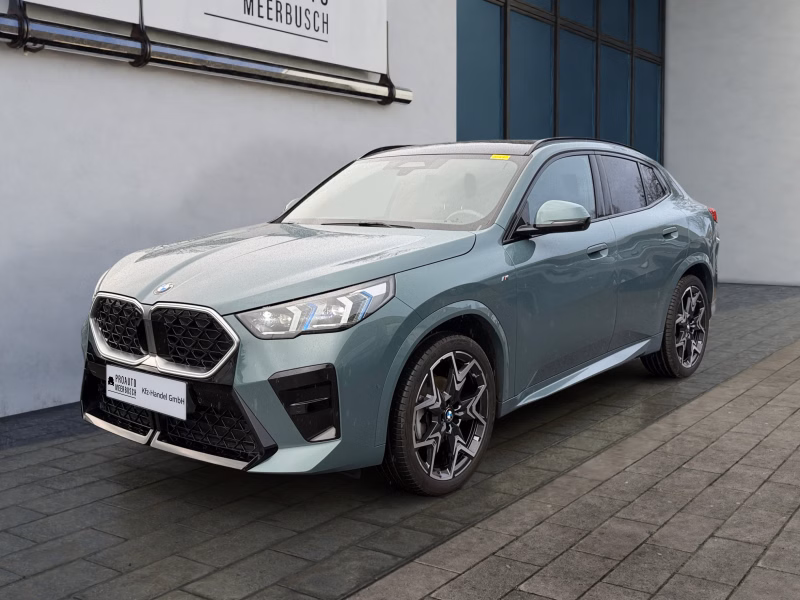 BMW X2 18d sDrive M Sport AHK/MMRY/HUD/PANO/360°
