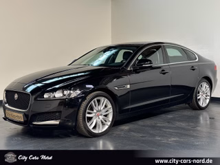 Jaguar XF Prestige 25t AWD KAMERA+MERIDIAN+MEMORY+PANO - фото 1