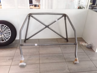 NPRS2BÜ Focus RS MK2 Überrollbügel mit H-Strebe und TÜV-Eintragung