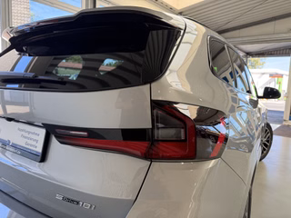 BMW X1 sDrive 18 i M Sport Autom.,. LED Navi Pano H/K Sound - bilder 8