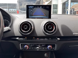 Audi RS 3 Sportback 2.5 TFSI quattro Pano ACC Fernlichtassistent RS Design Paket - bilder 6