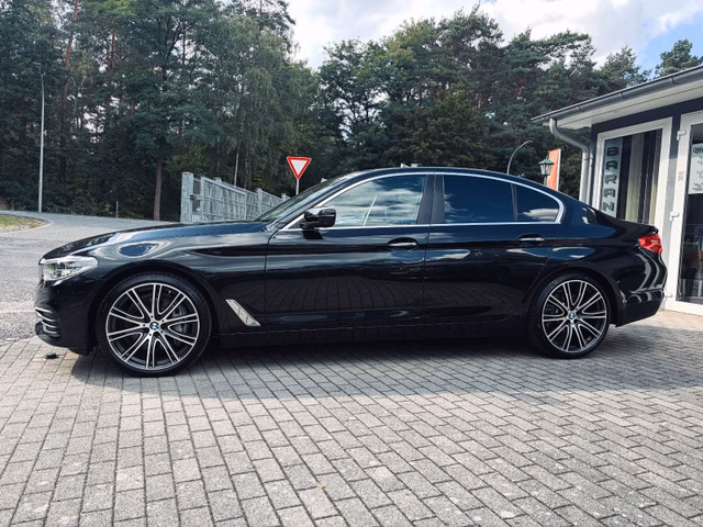 BMW 540i xDrive+HUD+Massage+ACC+AHK+Memory+SD+20"+ - bilder 4
