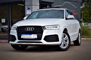 Audi Q3 1,4 sport S-Line | Pano | 1.Hd | S-Tron | AHK Used vehicle for sale | First registration 11/2017 | Price 27.890 €