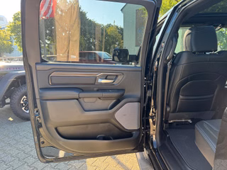 Dodge RAM 5.7 V8 Sport Modell 2026 + offizielles Fahrzeug - foto 20