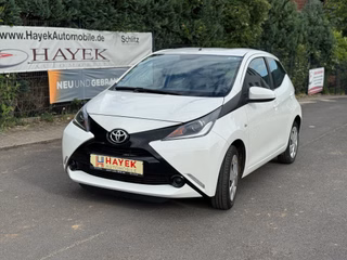 Toyota AYGO x-play Gebrauchtwagen Kaufen | EZ 11/2015